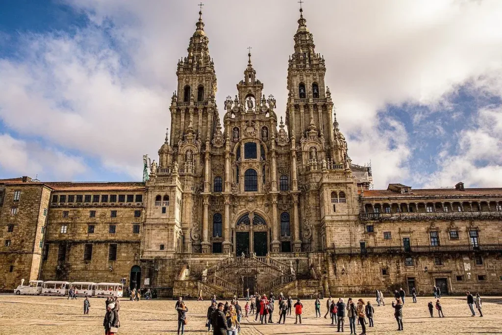 Catedral De Santiago De Compostela.jpg